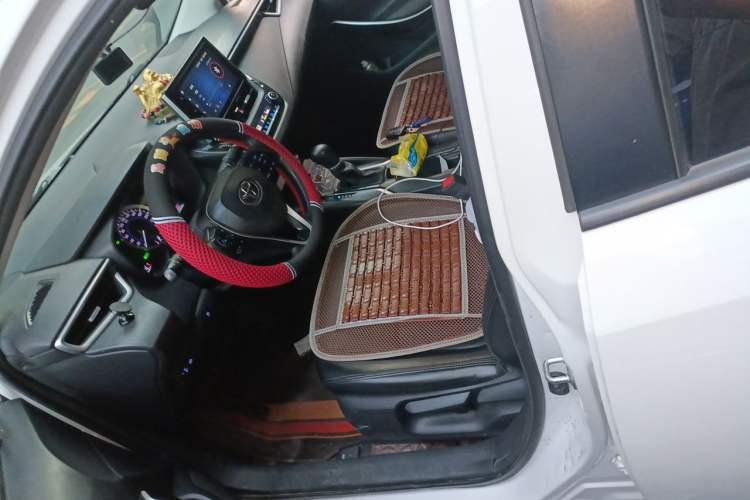 Used Toyota Corolla 2019 Dual-Engine 1.8L E-CVT GL-i Elite Edition Left Front Seat
