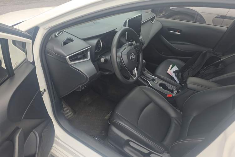 Used Toyota Corolla 2019 1.2T S-CVT GL Pioneer Edition Left Front Seat