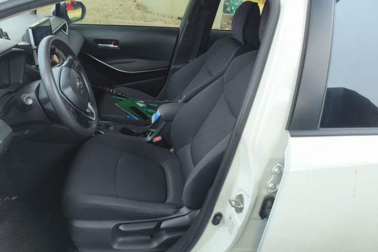 Used Toyota Corolla 2019 Dual-Engine 1.8L E-CVT GL-i Pioneer Edition Left Front Seat