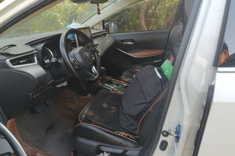 Used Toyota Corolla 2019 Dual-Engine 1.8L E-CVT GL-i Elite Edition Left Front Seat
