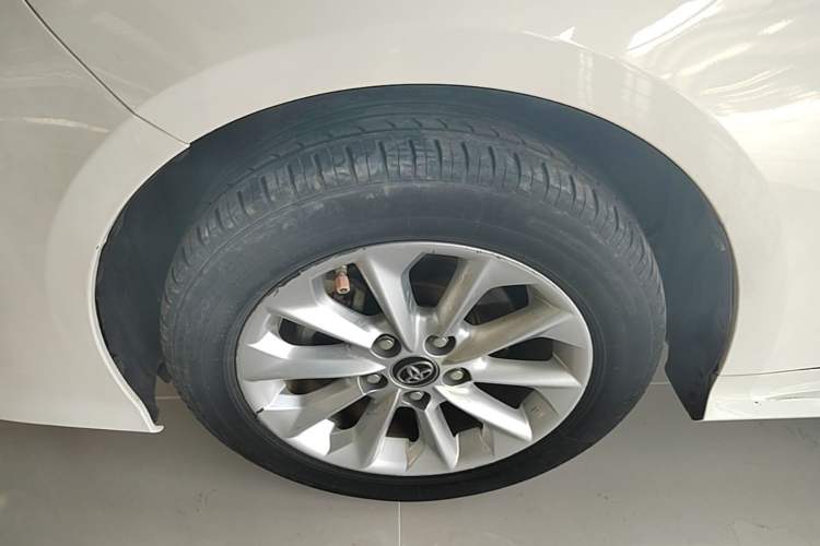 Used Toyota Corolla 2019 1.2T S-CVT GLX-i Flagship Edition Left Front Wheel Hub