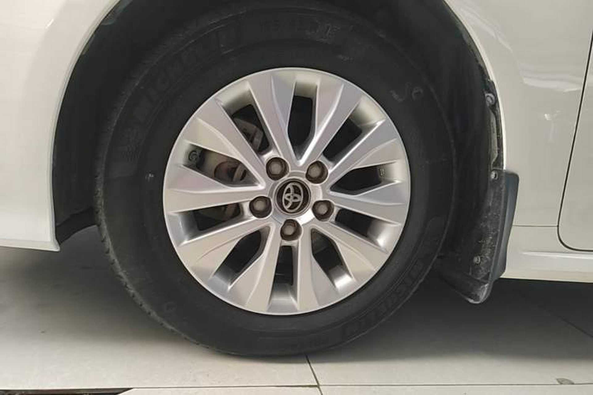 Used Toyota Corolla 2019 1.2T S-CVT GL-i Elite Edition Left Front Wheel Hub