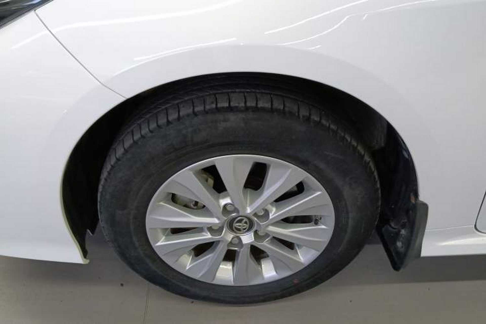 Used Toyota Corolla 2019 1.2T S-CVT GL Pioneer Edition Left Front Wheel Hub