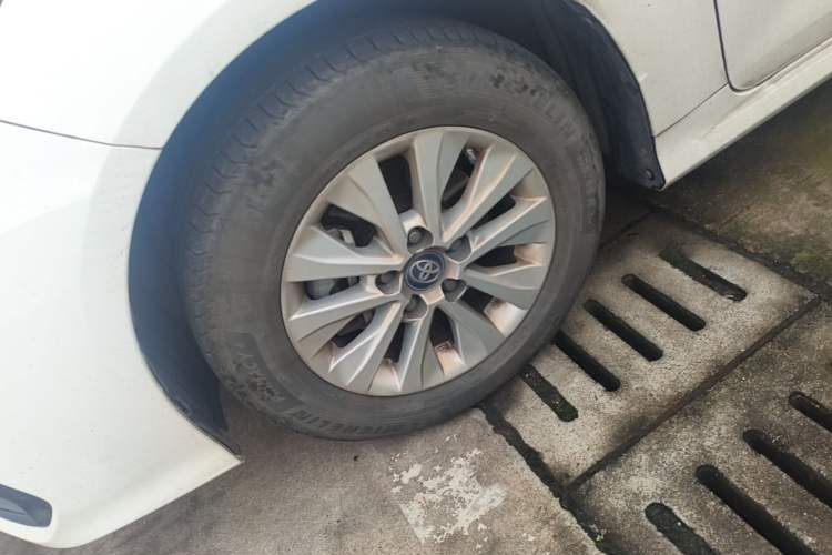 Used Toyota Corolla 2019 1.2T S-CVT GL-i Elite Edition Left Front Wheel Hub