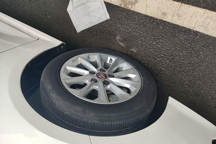 Used Toyota Corolla 2019 1.2T S-CVT GL-i Luxury Edition Left Front Wheel Hub