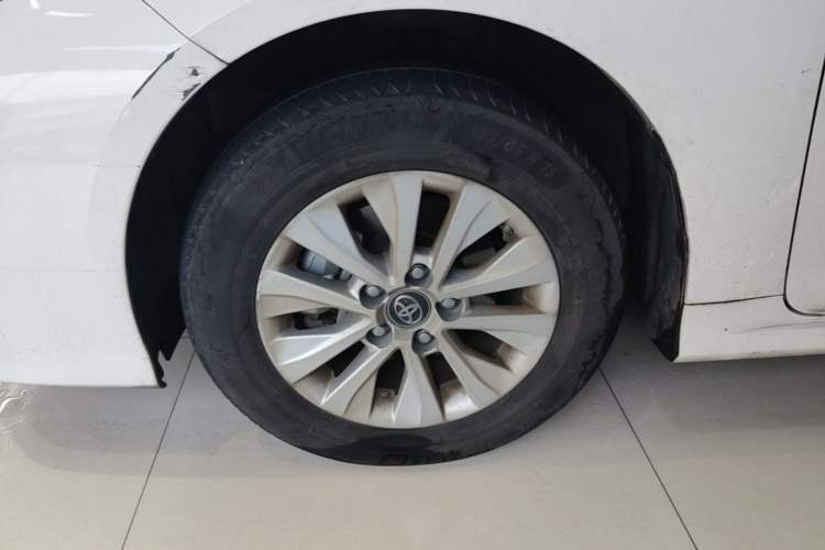 Used Toyota Corolla 2019 1.2T S-CVT GL-i Elite Edition Left Front Wheel Hub