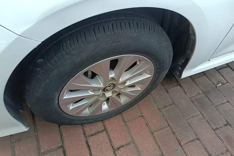 Used Toyota Corolla 2019 1.2T S-CVT GL Pioneer Edition Left Front Wheel Hub