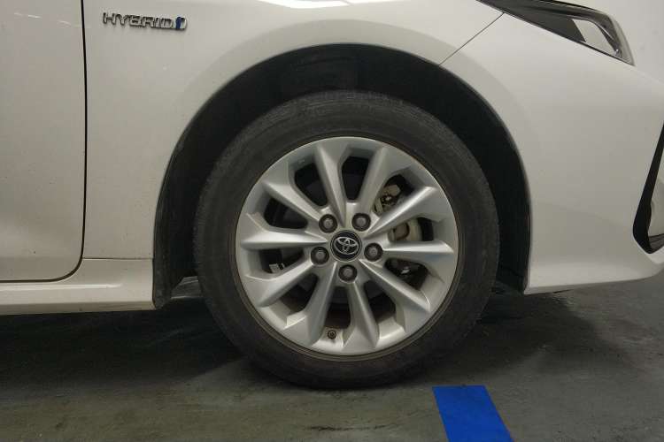 Used Toyota Corolla 2019 Dual-Engine 1.8L E-CVT GL-i Elite Edition Left Front Wheel Hub