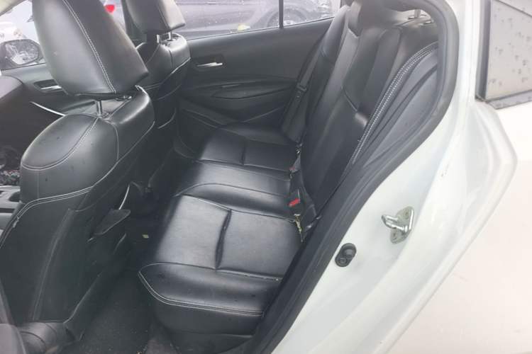 Used Toyota Corolla 2019 Dual-Engine 1.8L E-CVT GL-i Elite Edition Left Rear Seat
