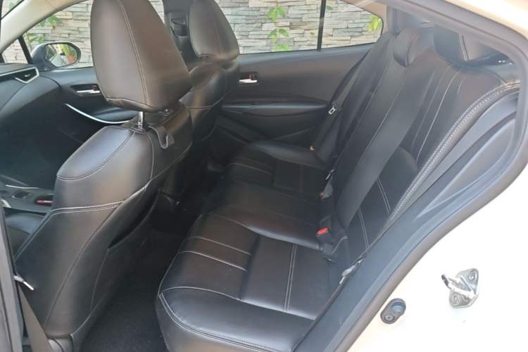 Used Toyota Corolla 2019 Dual-Engine 1.8L E-CVT GL-i Elite Edition Left Rear Seat