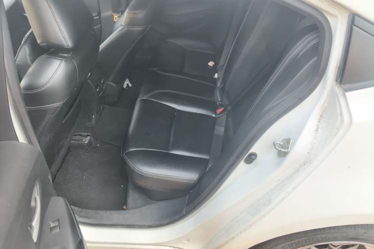 Used Toyota Corolla 2019 Dual-Engine 1.8L E-CVT GL-i Elite Edition Left Rear Seat