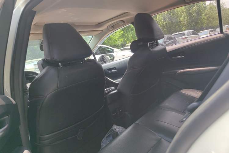 Used Toyota Corolla 2019 Dual-Engine 1.8L E-CVT GL-i Elite Edition Left Rear Seat