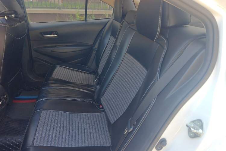Used Toyota Corolla 2019 Dual-Engine 1.8L E-CVT GL-i Elite Edition Left Rear Seat