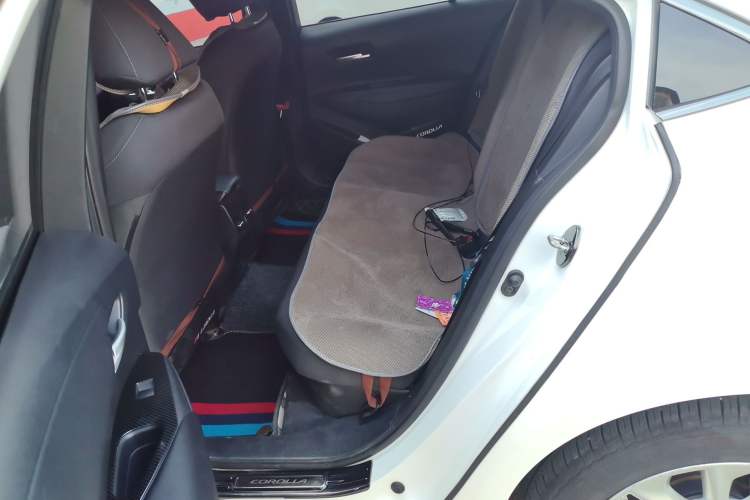Used Toyota Corolla 2019 Dual-Engine 1.8L E-CVT GL-i Elite Edition Left Rear Seat