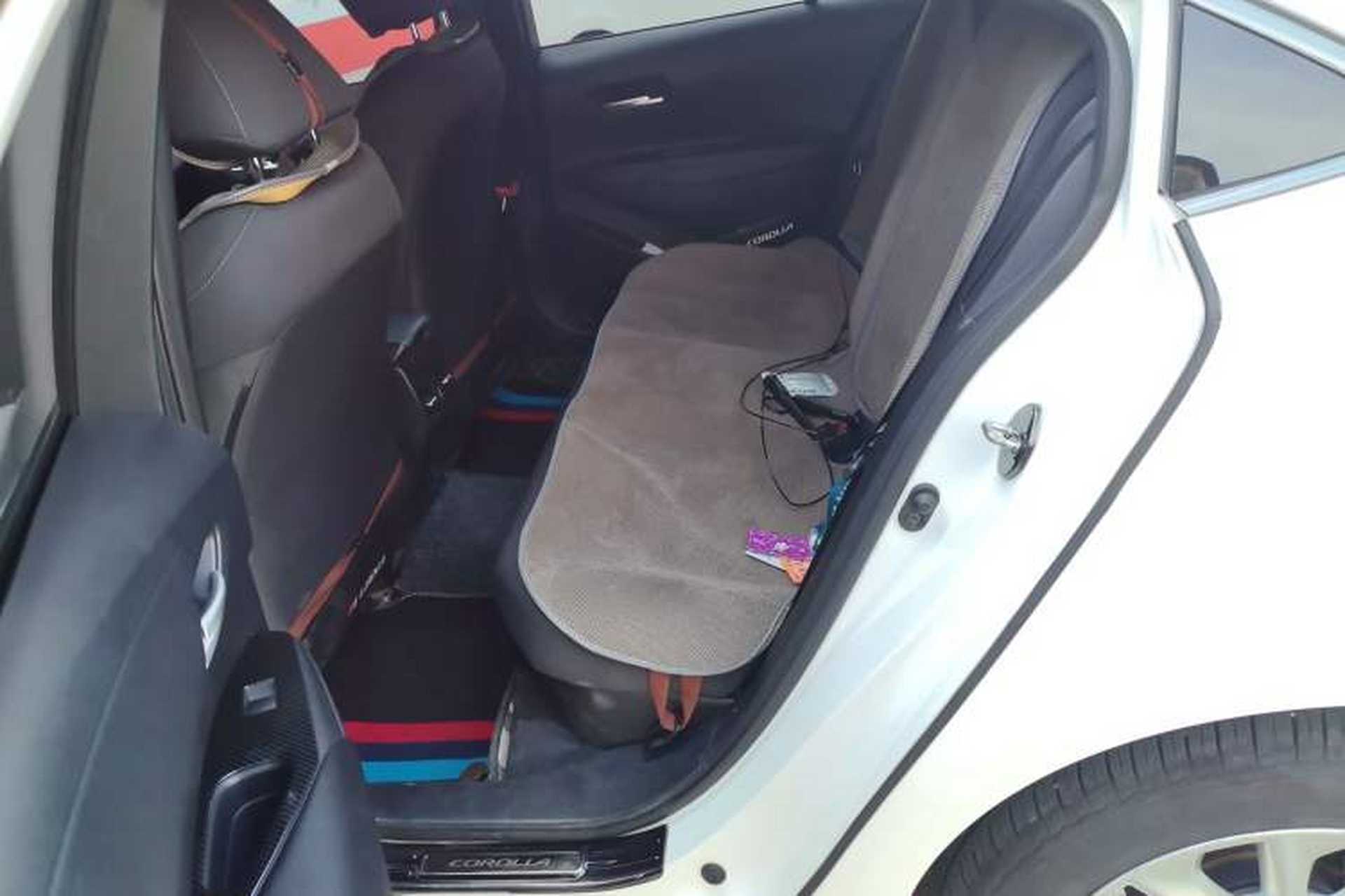 Used Toyota Corolla 2019 Dual-Engine 1.8L E-CVT GL-i Elite Edition Left Rear Seat
