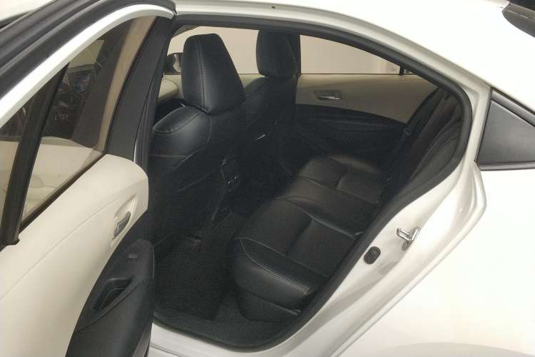 Used Toyota Corolla 2019 Dual-Engine 1.8L E-CVT GL-i Elite Edition Left Rear Seat