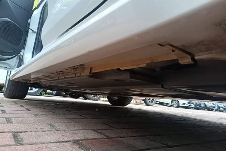 Used Toyota Corolla 2019 1.2T S-CVT GL Pioneer Edition Left Side Sill