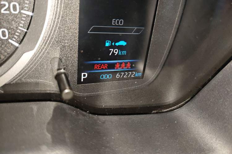 Used Toyota Corolla 2019 1.2T S-CVT GL-i Elite Edition Odometer Close Up