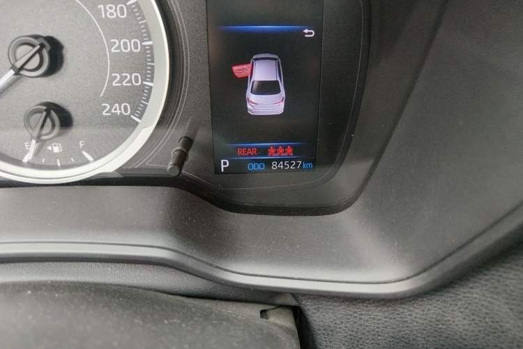 Used Toyota Corolla 2019 1.2T S-CVT GL-i Elite Edition Odometer Close Up