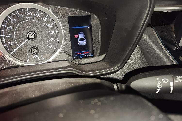 Used Toyota Corolla 2019 1.2T S-CVT GL-i Elite Edition Odometer Close Up