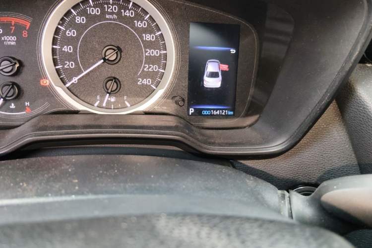 Used Toyota Corolla 2019 1.2T S-CVT GL-i Elite Edition Odometer Close Up