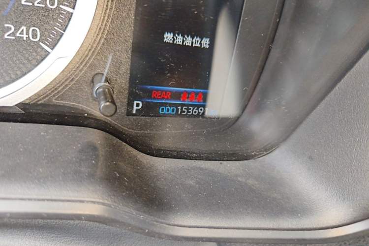 Used Toyota Corolla 2019 Dual-Engine 1.8L E-CVT GL-i Elite Edition Odometer Close Up