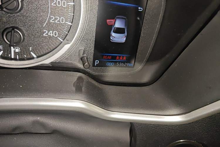 Used Toyota Corolla 2019 1.2T S-CVT GL-i Elite Edition Odometer Close Up