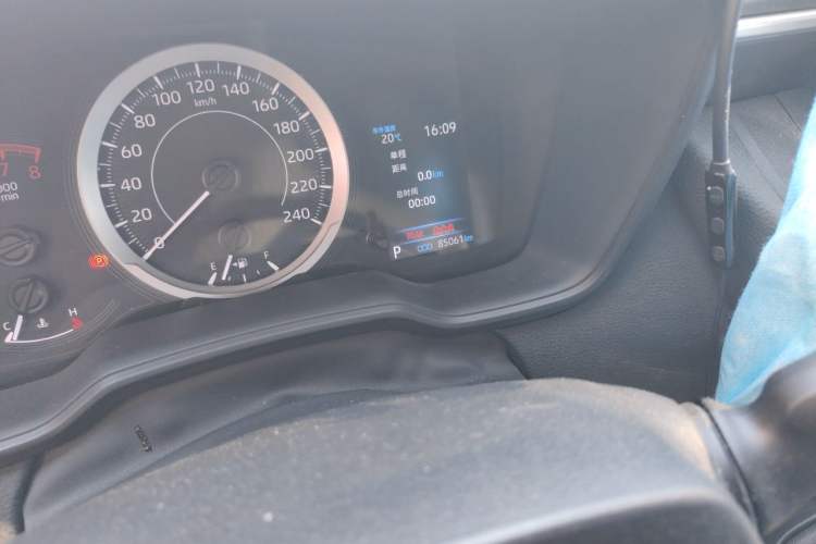 Used Toyota Corolla 2019 1.2T S-CVT GL Pioneer Edition Odometer Close Up