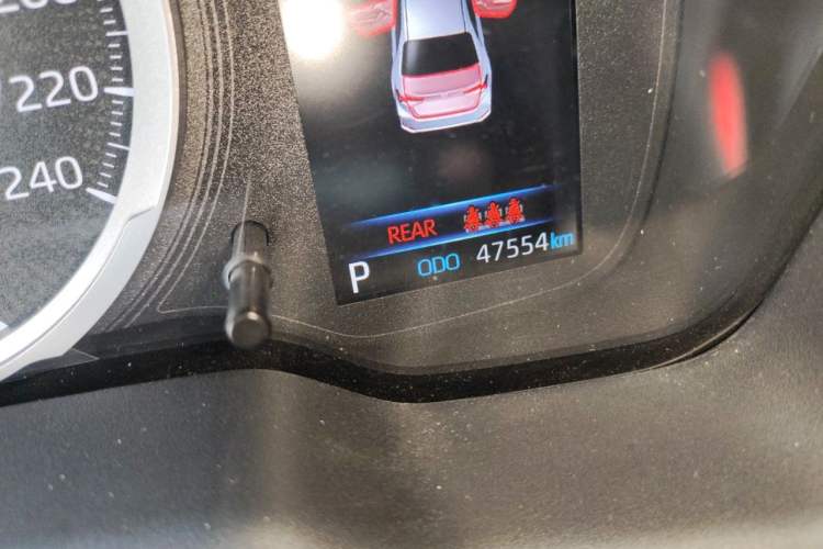 Used Toyota Corolla 2019 1.2T S-CVT GL-i Elite Edition Odometer Close Up