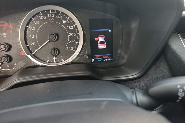 Used Toyota Corolla 2019 1.2T S-CVT GL-i Luxury Edition Odometer Close Up