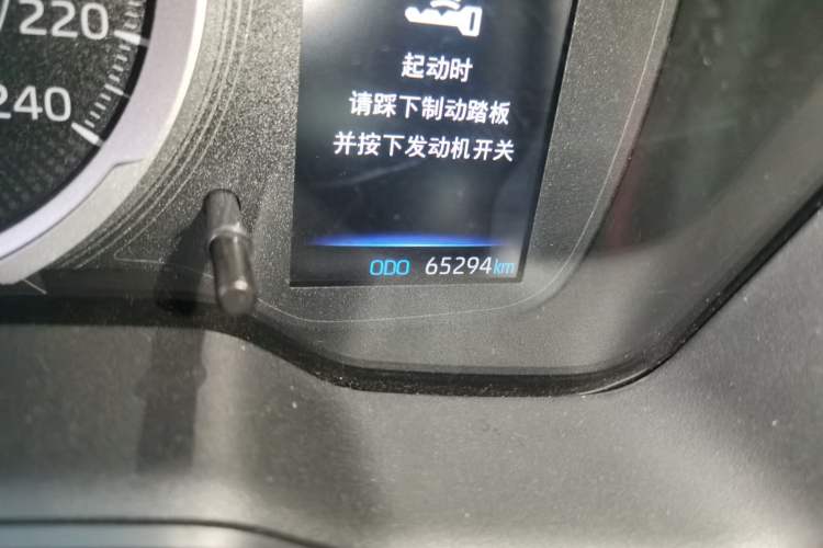 Used Toyota Corolla 2019 1.2T S-CVT GL-i Elite Edition Odometer Close Up