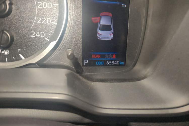 Used Toyota Corolla 2019 1.2T S-CVT GL-i Elite Edition Odometer Close Up