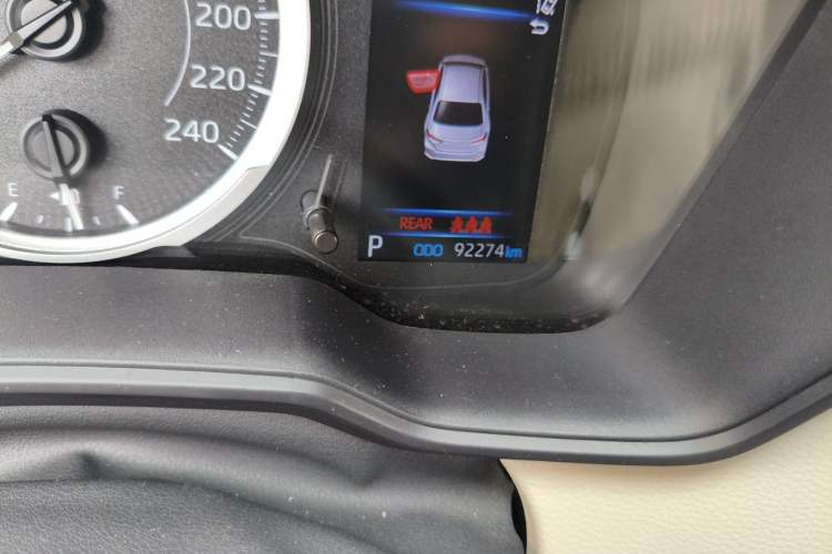 Used Toyota Corolla 2019 1.2T S-CVT GL Pioneer Edition Odometer Close Up