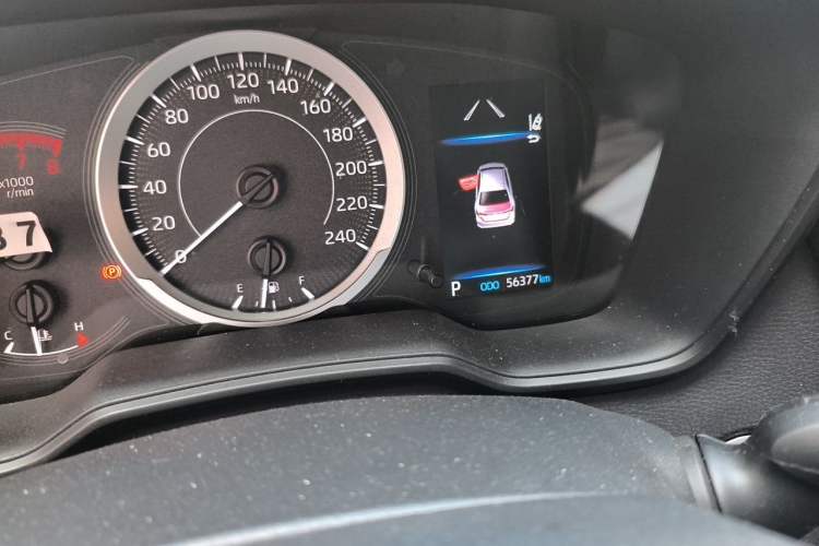 Used Toyota Corolla 2019 1.2T S-CVT GL-i Elite Edition Odometer Close Up