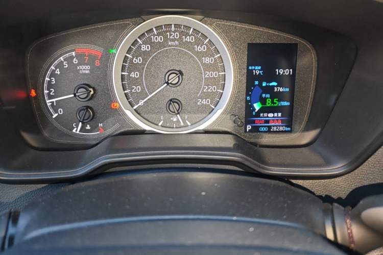 Used Toyota Corolla 2019 1.2T S-CVT GL-i Elite Edition Odometer Close Up
