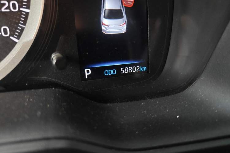Used Toyota Corolla 2019 1.2T S-CVT GL-i Elite Edition Odometer Close Up