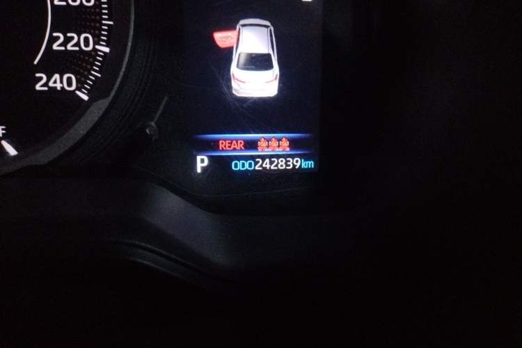 Used Toyota Corolla 2019 1.2T S-CVT GL Pioneer Edition Odometer Close Up