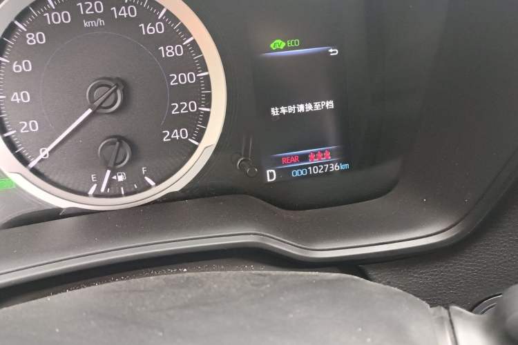 Used Toyota Corolla 2019 Dual-Engine 1.8L E-CVT GL-i Elite Edition Odometer Close Up
