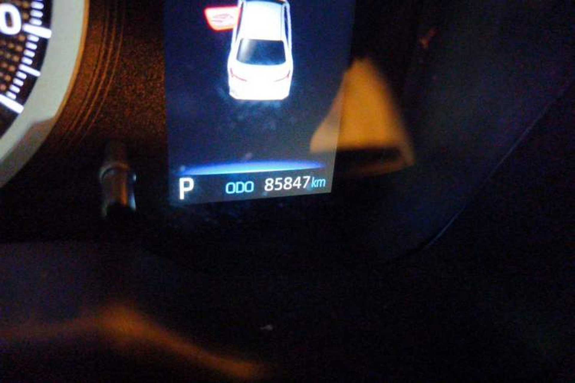 Used Toyota Corolla 2019 1.2T S-CVT GL Pioneer Edition Odometer Close Up
