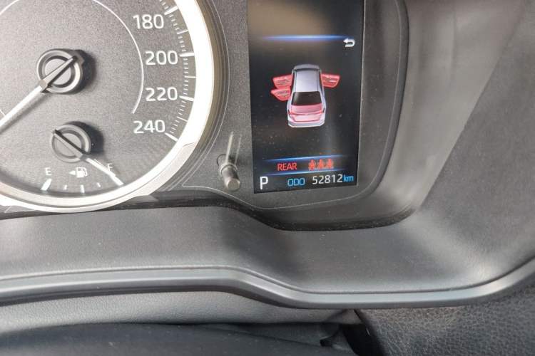 Used Toyota Corolla 2019 1.2T S-CVT GL-i Elite Edition Odometer Close Up