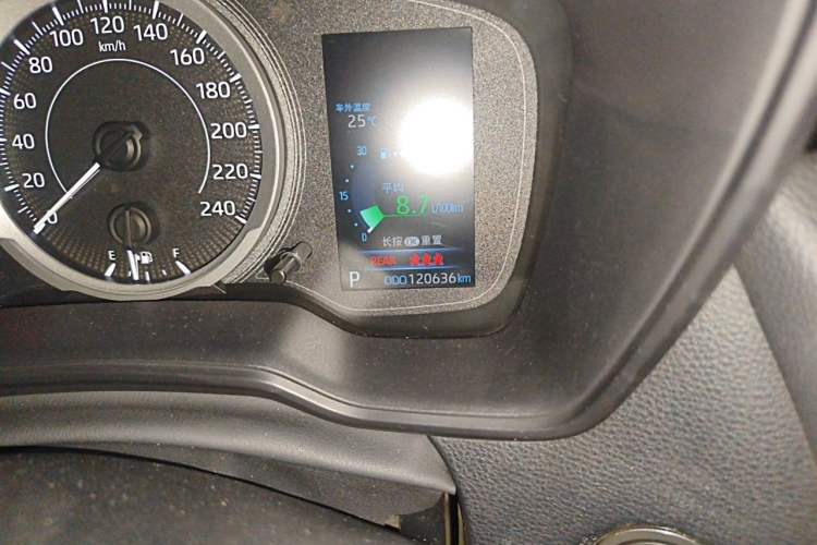 Used Toyota Corolla 2019 1.2T S-CVT GL-i Luxury Edition Odometer Close Up