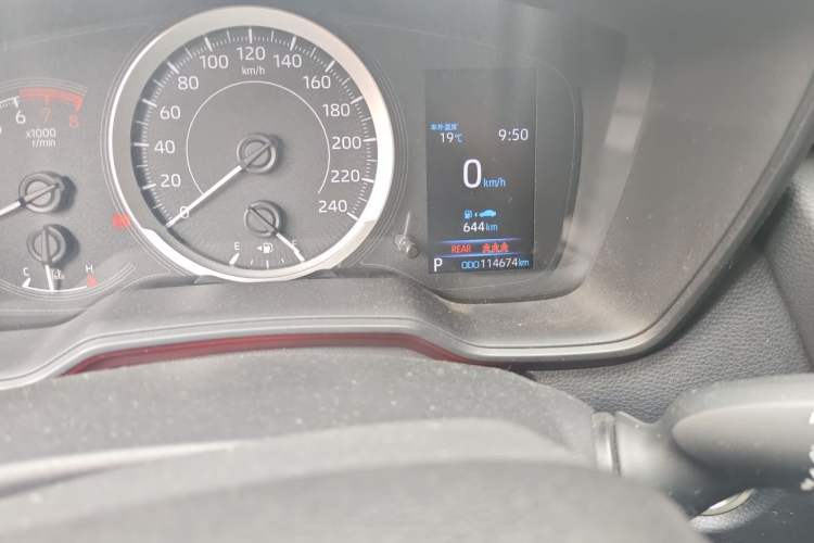 Used Toyota Corolla 2019 1.2T S-CVT GL-i Elite Edition Odometer Close Up