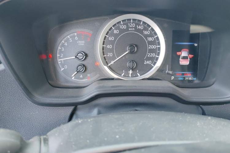 Used Toyota Corolla 2019 1.2T S-CVT GL-i Luxury Edition Odometer Close Up