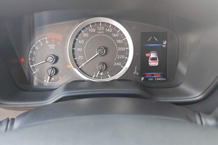 Used Toyota Corolla 2019 1.2T S-CVT GL-i Elite Edition Odometer Close Up
