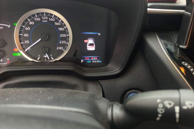 Used Toyota Corolla 2019 Dual-Engine 1.8L E-CVT GL-i Elite Edition Odometer Close Up