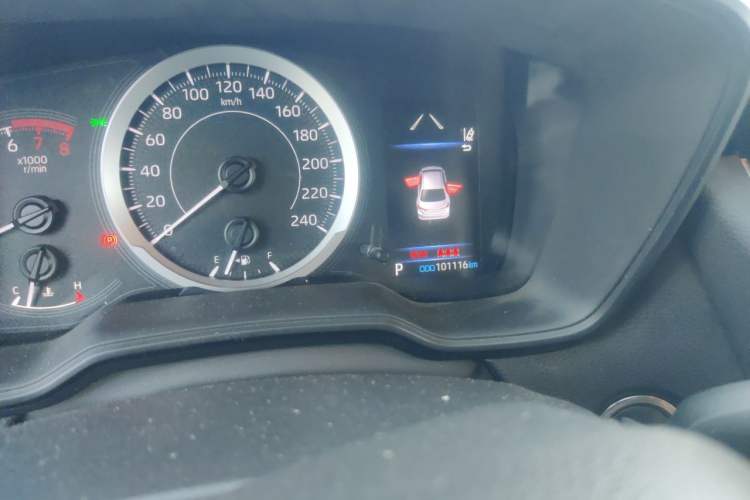 Used Toyota Corolla 2019 1.2T S-CVT GL-i Elite Edition Odometer Close Up