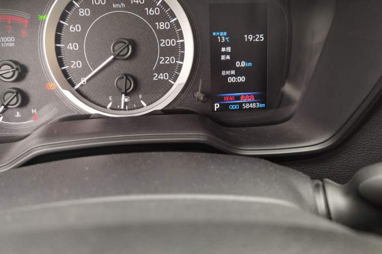 Used Toyota Corolla 2019 1.2T S-CVT GL Pioneer Edition Odometer Close Up