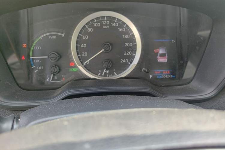 Used Toyota Corolla 2019 Dual-Engine 1.8L E-CVT GL-i Elite Edition Odometer Close Up