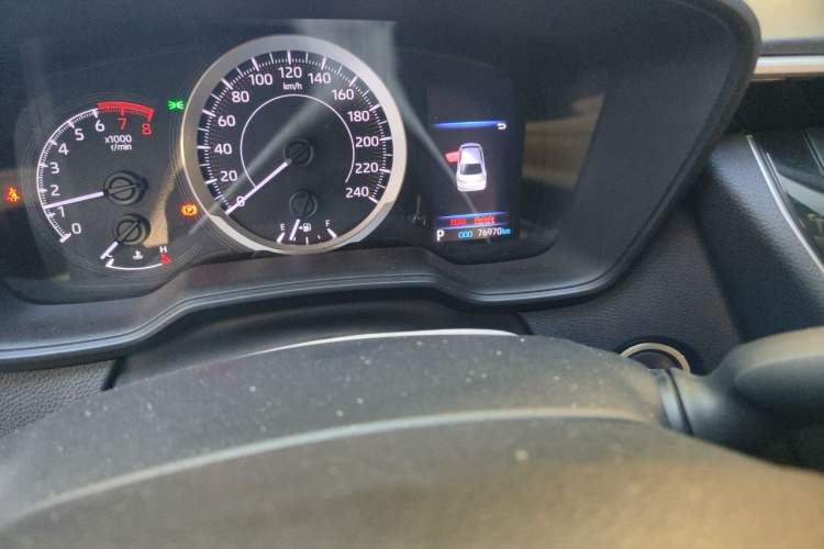 Used Toyota Corolla 2019 1.2T S-CVT GL-i Elite Edition Odometer Close Up