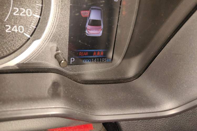 Used Toyota Corolla 2019 1.2T S-CVT GL-i Elite Edition Odometer Close Up